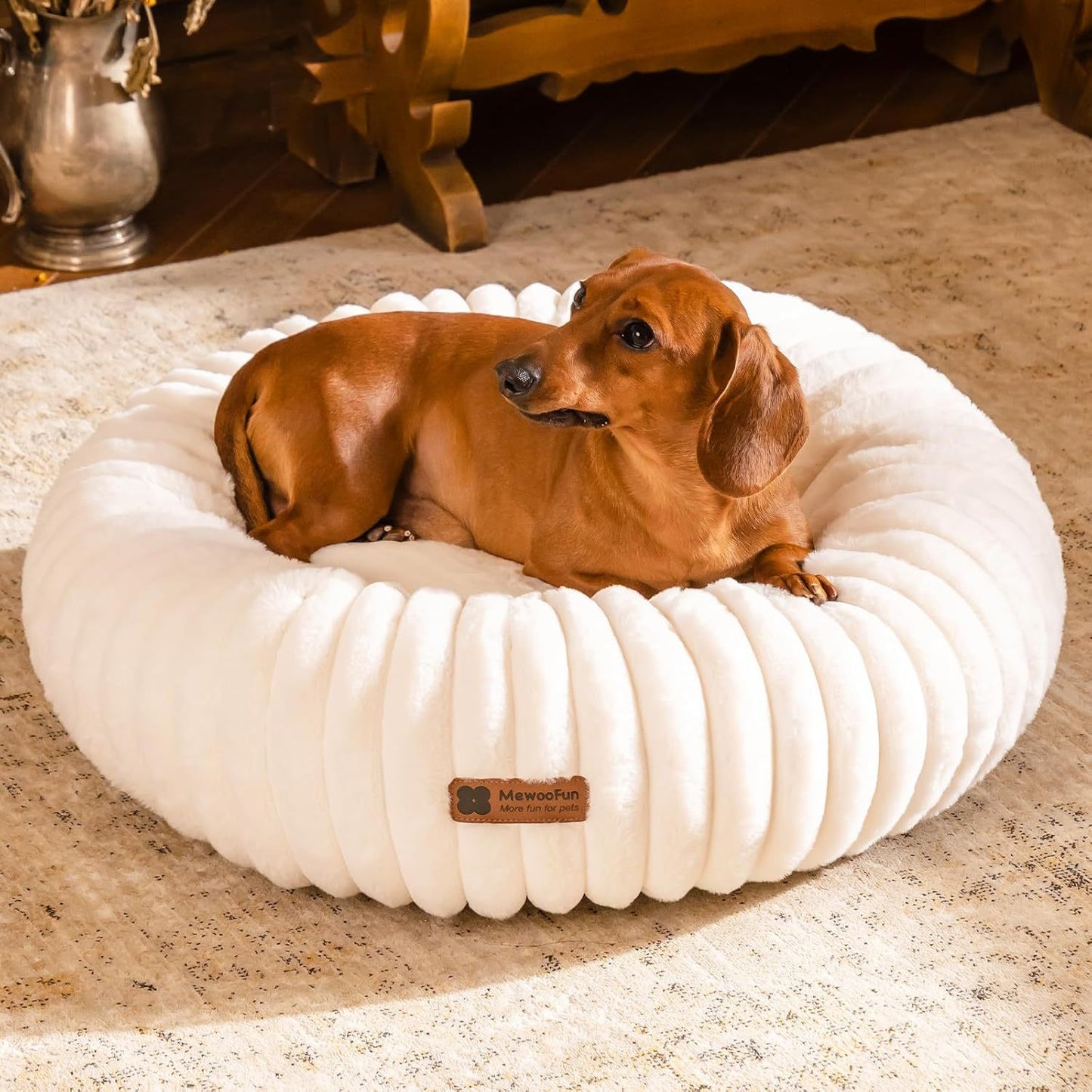 SnuggleNest™ Donut Dog Bed – Calming & Fluffy Pet Bed for Small Dogs - WoofieThings